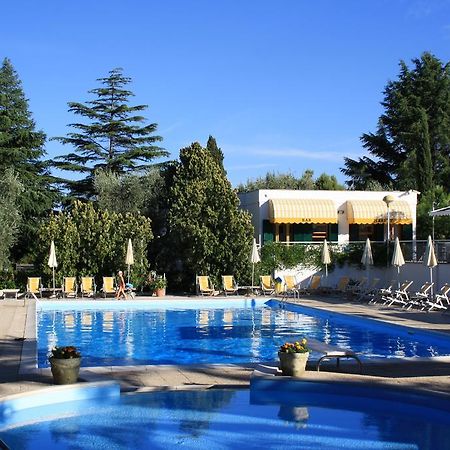 Villaggio Turistico Residence Delfino Βιέστε Εξωτερικό φωτογραφία