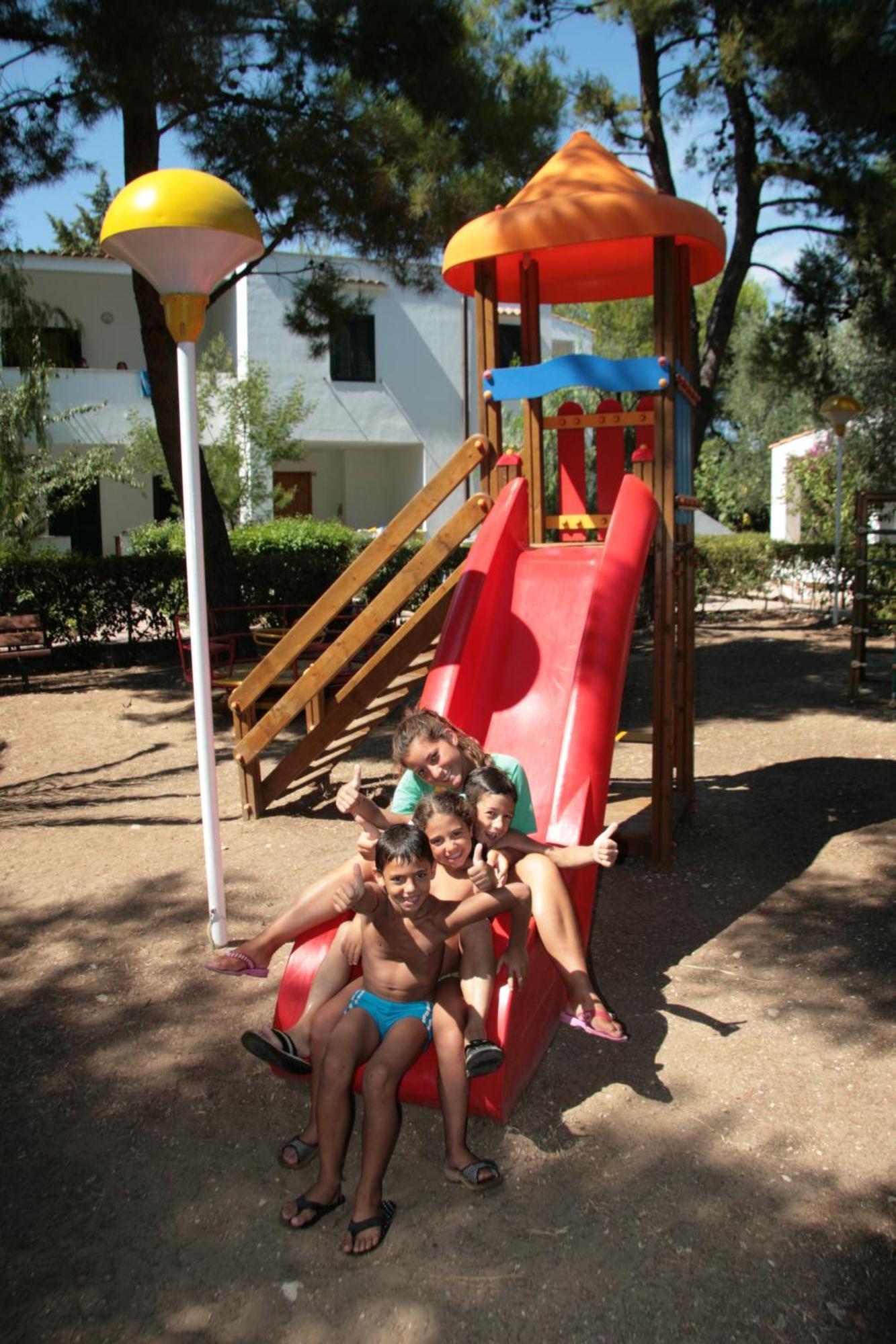 Villaggio Turistico Residence Delfino Βιέστε Εξωτερικό φωτογραφία